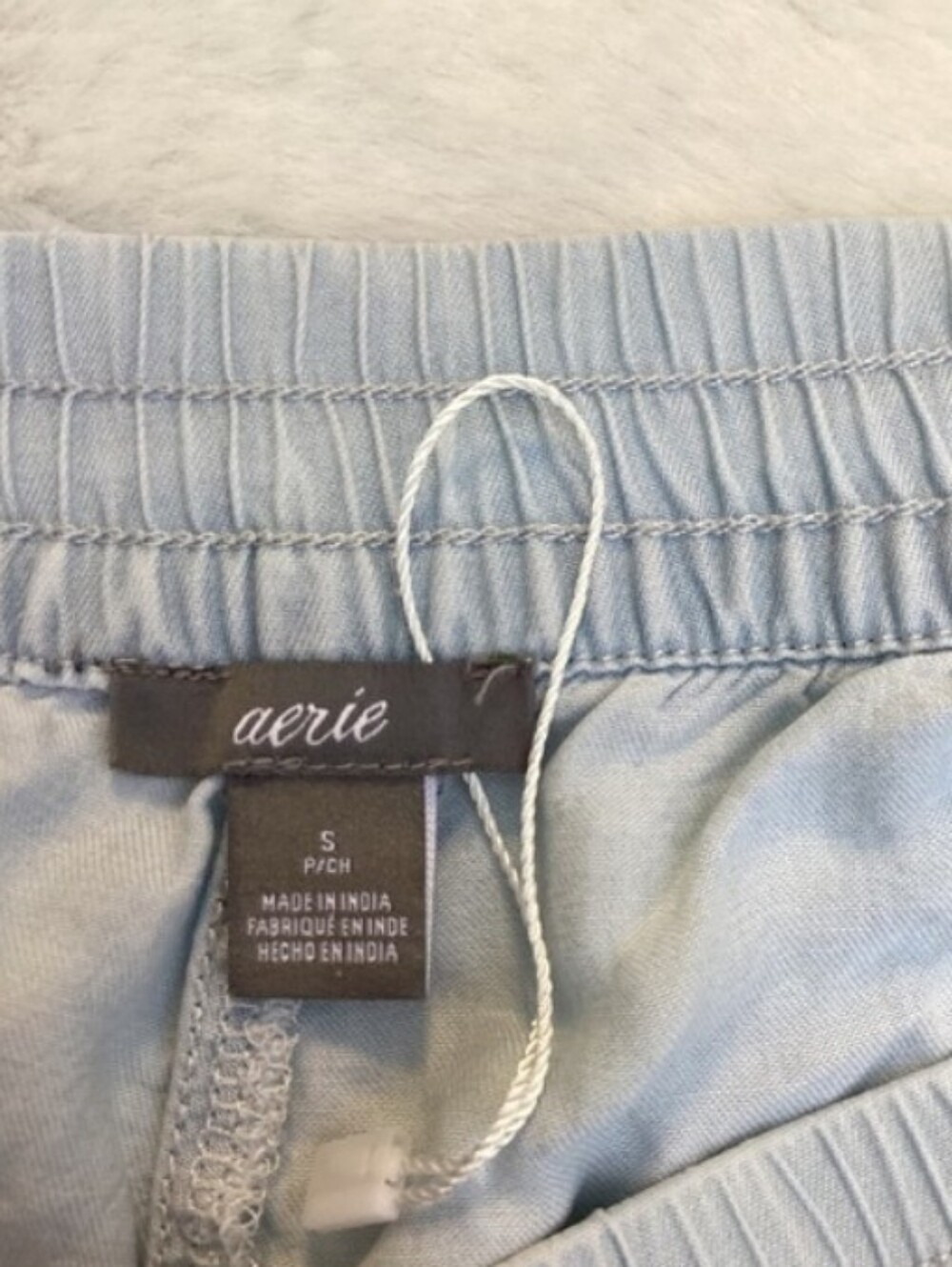 Aerie Chambray Drawstring Shorts Womens Light Blue Smocked Waist - Picture 5 of 9